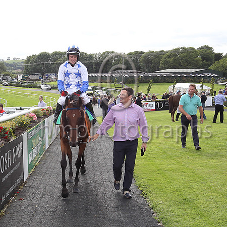 01st Tranquil Magic and J J Slevin ( 4 , white, blue stars ) Trainer - C Bowe , Owner - J J Devaney