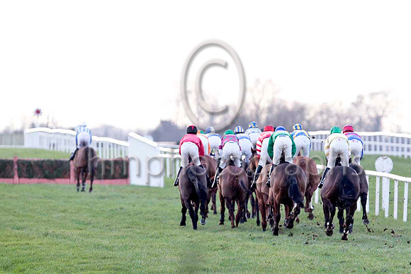 Carnkirk & I J McCarthy - 11th in the lead - CU2D0124-e