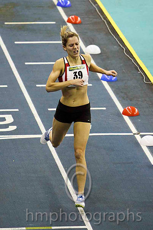 Orla Drumm (39 UCC AC - 2nd senior Women's 1500m - FT8E0196-e