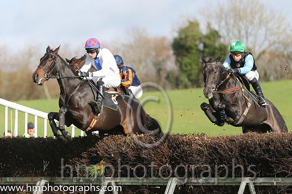 06 OneMoreZero and J Lynch - - 06th (8 ,white, blue panel ) Trainer - I R Ferguson  07 MisterMac and J P McKeown - PU - 07th (21 ,b;ack, light blue plain sleeves ) Trainer - Pat Kearns