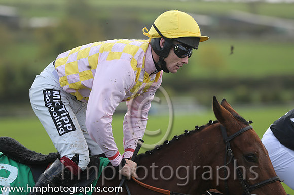 09 Infantry Soldier and R P Quinlan - PU - 09th (13 ,pink and yellow check ) Trainer - Warren Ewing