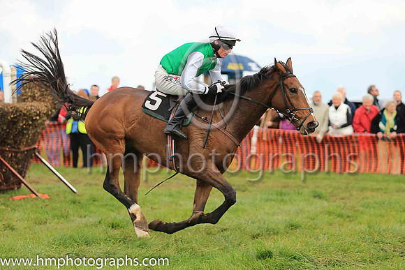 03rd MILAN FLYER and J C Barry ( 5 , EMERALD GREEN; white sleeves; white cap ) Trainer: Gary McGill,, Owner : McGill, Oran