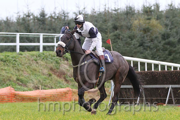 04 Belmount & R Guiney - 4th (1, black and white qtrd ) - FT8E0584-26