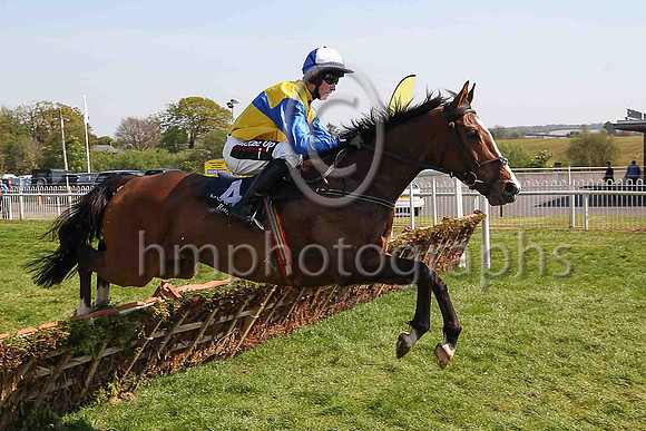03rd Ned?s Island and J J Slevin ( 4 , yellow, royal blue hoop ) Trainer - D M O?Brien , Owner - Edward Power