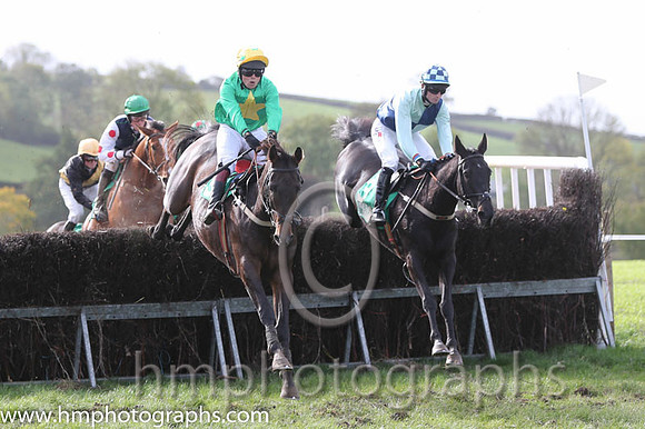 08th Tick Tock Tim and Paul Power - PU - 08th (9 ,emerald green, yellow star ) Trainer - V L Halley   02 LOL JK and J C barry - - 02nd (3 ,light green and dark blue qtrd ) Trainer - Mrs Janet Riordan