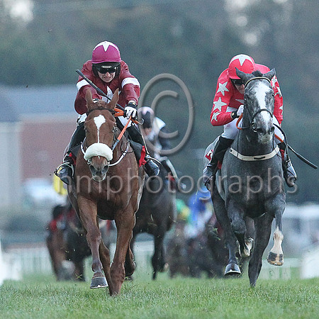 01st Rapid escape and Mr P W Mullins (12, maroon, white star) Trainer Gordon Elliott Owner Gigginstown House Stud