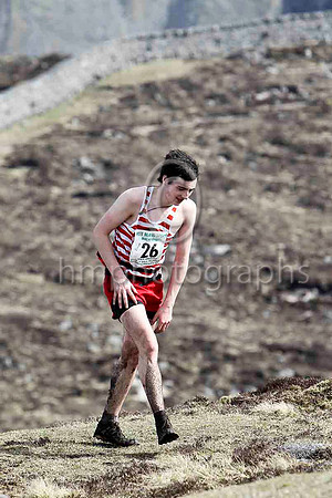Tom McClelland-Thomas - Calder Valley Fell Runners - 118th in 3.27.42 - FT8E1816-e