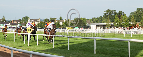 01st Perotan (8 , grey and white check ) Jockey: W M Lordan , Trainer: A P O'Brien