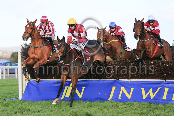 01st Outlanderr and Jack Kenedy (5, maroon, white star, white cap) Trainer Gordon Elliott , Owner Gigginstown House stud.