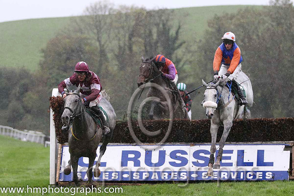 01 Ipsos Du Berlais & D N Russell - winner (3, maroon, white star) , 03 & 02 - FT8E9062-30
