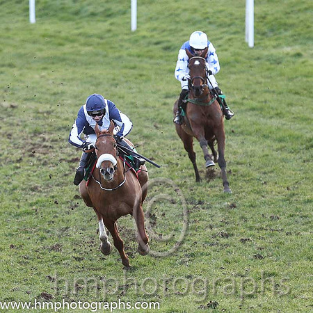 01 Alberta &amp; N. Carberry - Trainer: Gordon Elliott - Owner: Cullentra Racing Syndicate ( blue, white chevron )