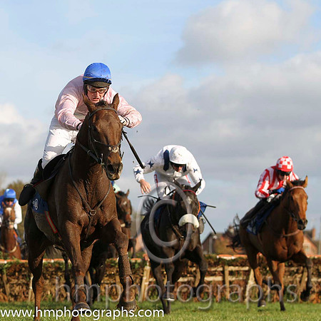 02 Lord of Isenay & Mr J E Flynn - 2nd (1,pink, white hoop ) - FT8E9920-45