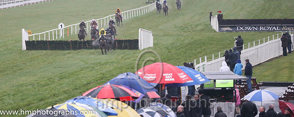 01 Drumlee Lad and Mr N McParlan - - 01st (5 ,yellow and emerald green diabolo ) Trainer - S McParlan