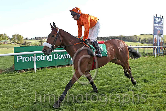 Vapiano & P Carberry - 5th (8, orange, black star) - CU2D2273-e