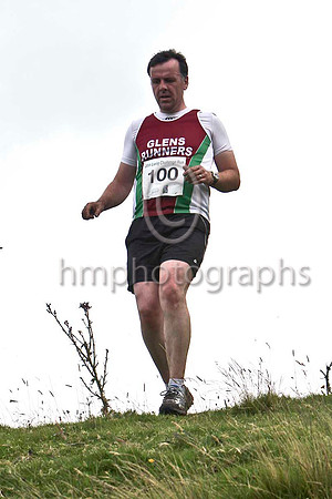 Dominic Douthart , 83rd V35 in 44.07 - Glens Runners - FT8E3445-e
