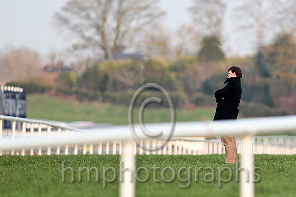 Trainer Paul Nolan watching Jupitor run to 3rd place on the big screen - CU2D0318-e3