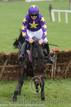 06 West Montan and P Carberry - - 06th (7 ,royal blue, white chevron ) Trainer - David Kelly