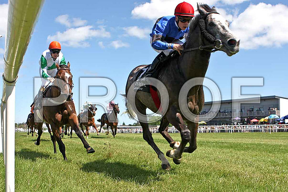 Patrickswell wins, Jockey L F Roche , Liberty Island 2nd Jockey F M Berry - IMG_0375-e