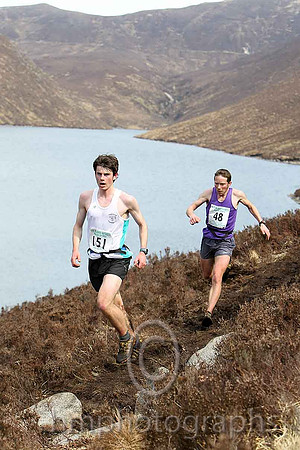 Robbie Simpson (151) Deeside Runners - 4th in 1:46:06 & Morgon DOnnelly (48) Borrowdale - 2nd in 1:44:14 - CU2D7239-e